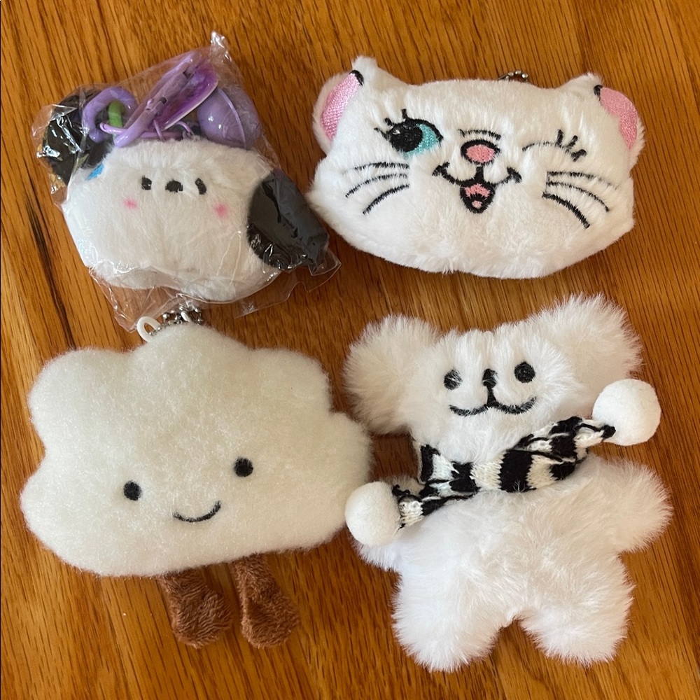 Keychains set